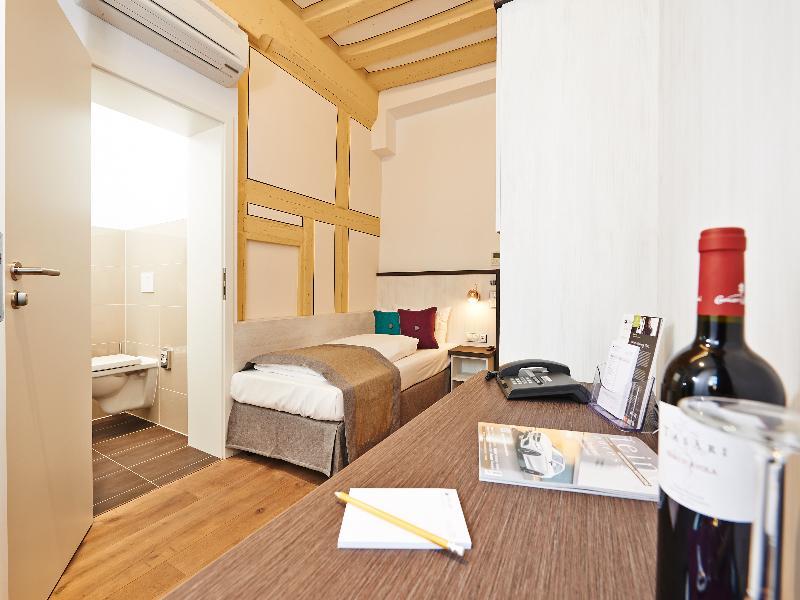 Hotel Elch 3*