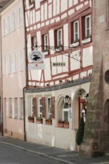 Hotel Elch 3*